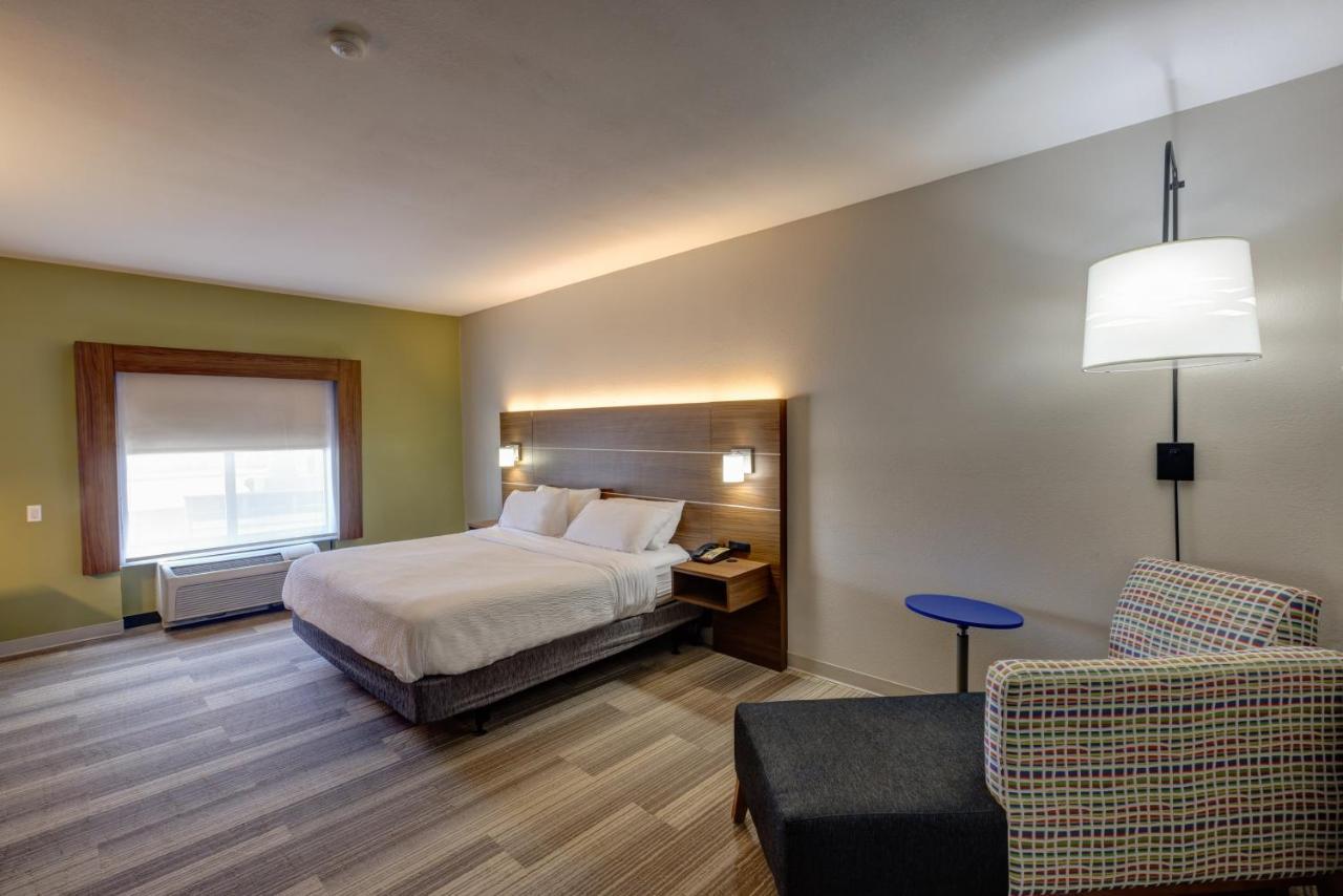Holiday Inn Express Hotel & Suites Shelbyville By Ihg Esterno foto