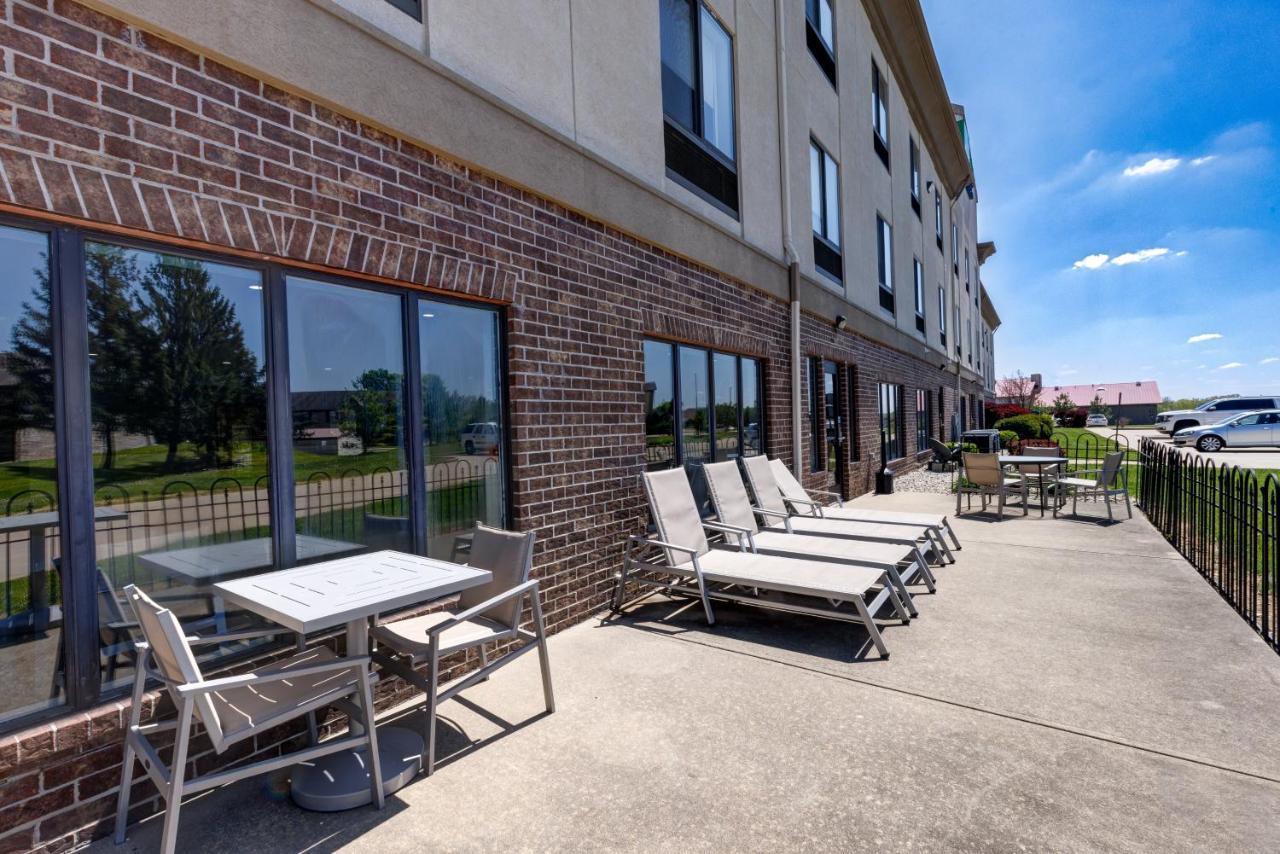 Holiday Inn Express Hotel & Suites Shelbyville By Ihg Esterno foto