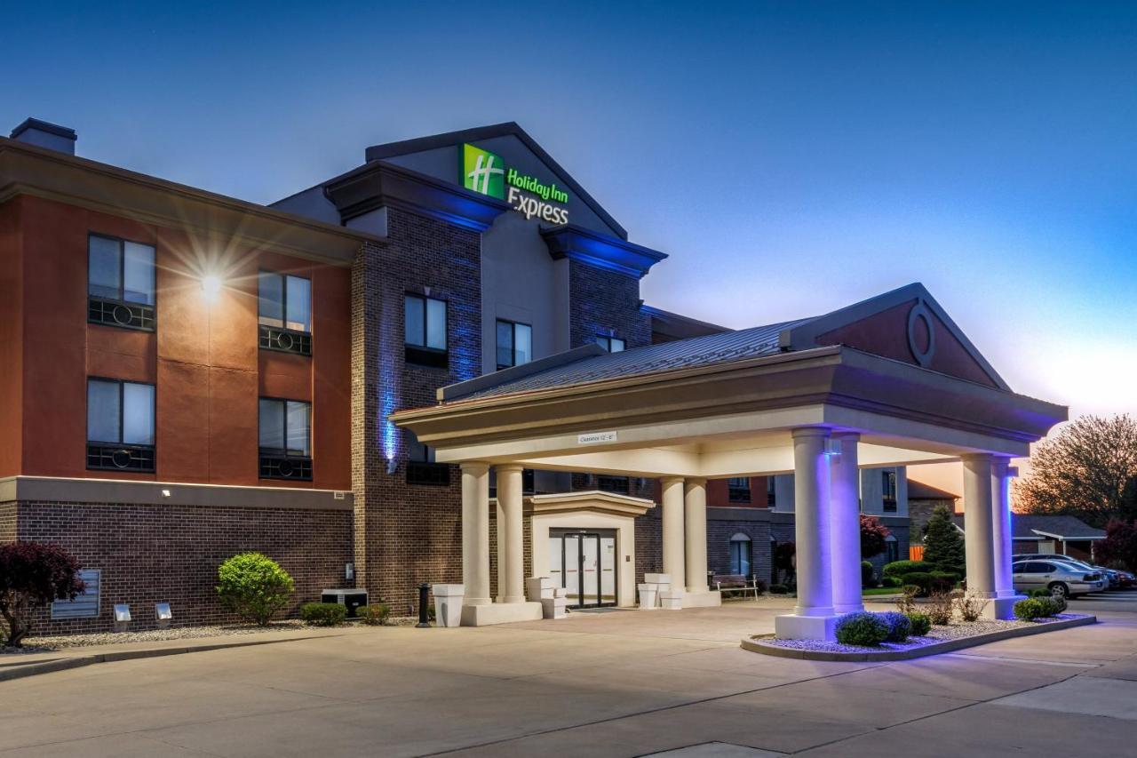 Holiday Inn Express Hotel & Suites Shelbyville By Ihg Esterno foto