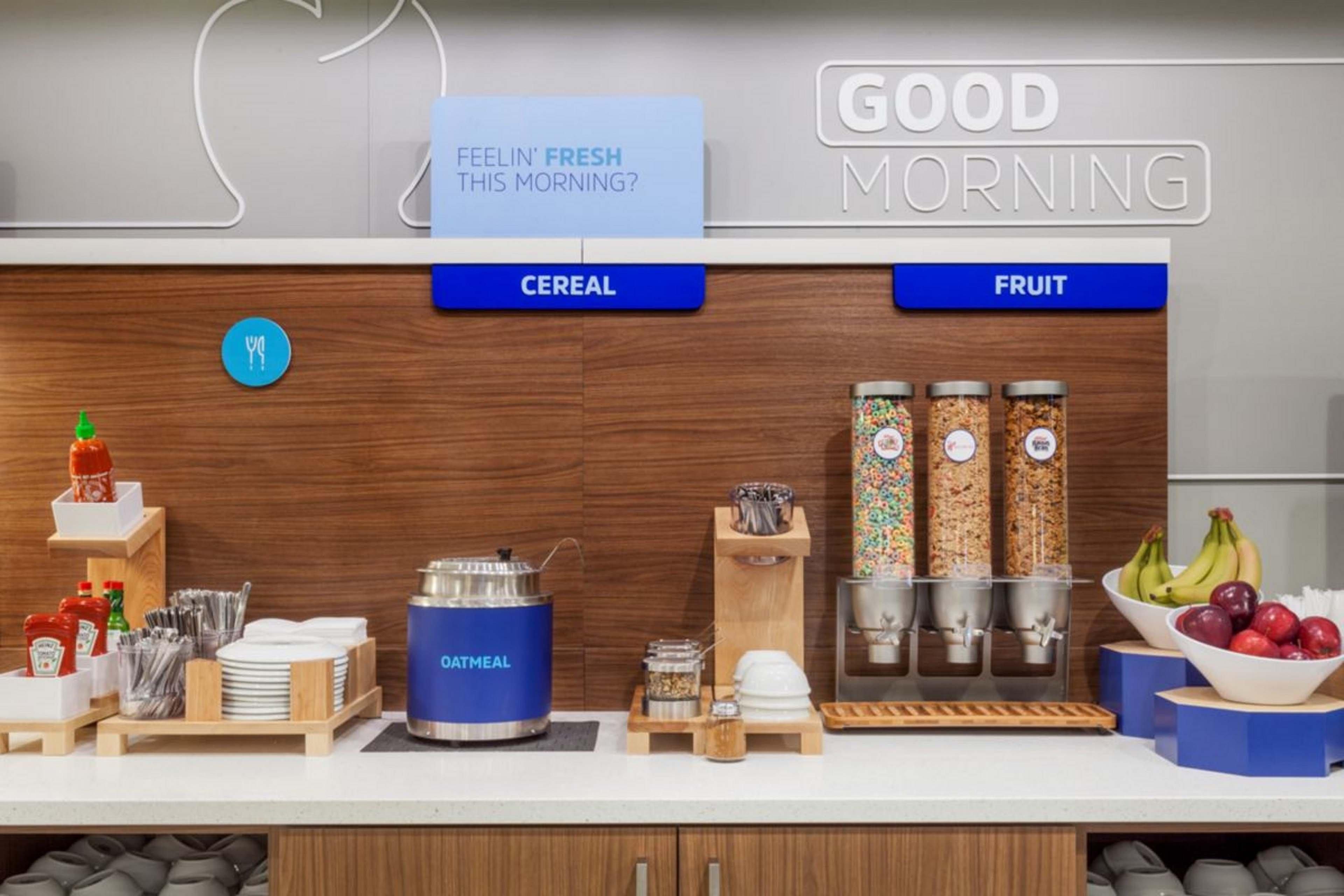 Holiday Inn Express Hotel & Suites Shelbyville By Ihg Esterno foto