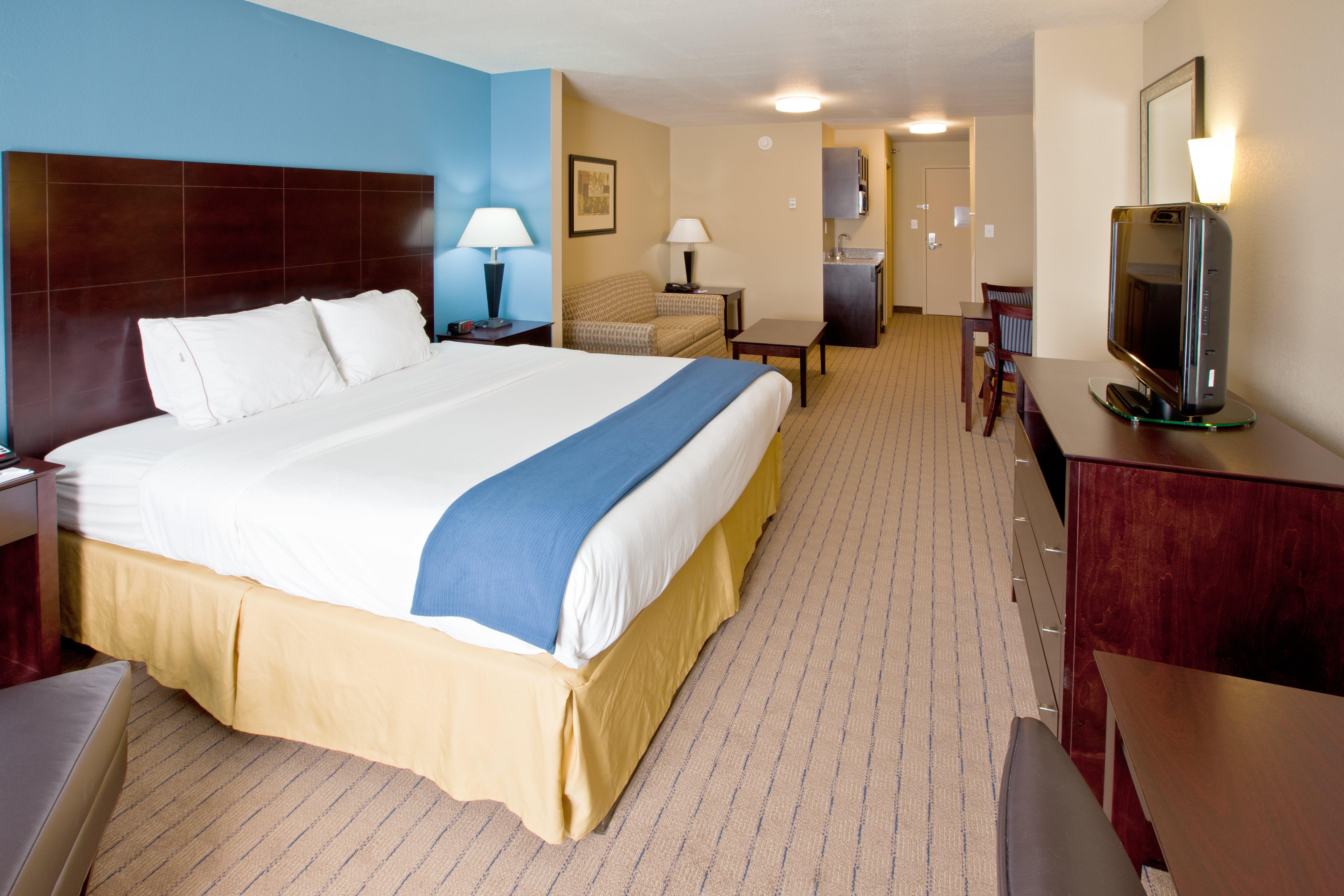 Holiday Inn Express Hotel & Suites Shelbyville By Ihg Esterno foto