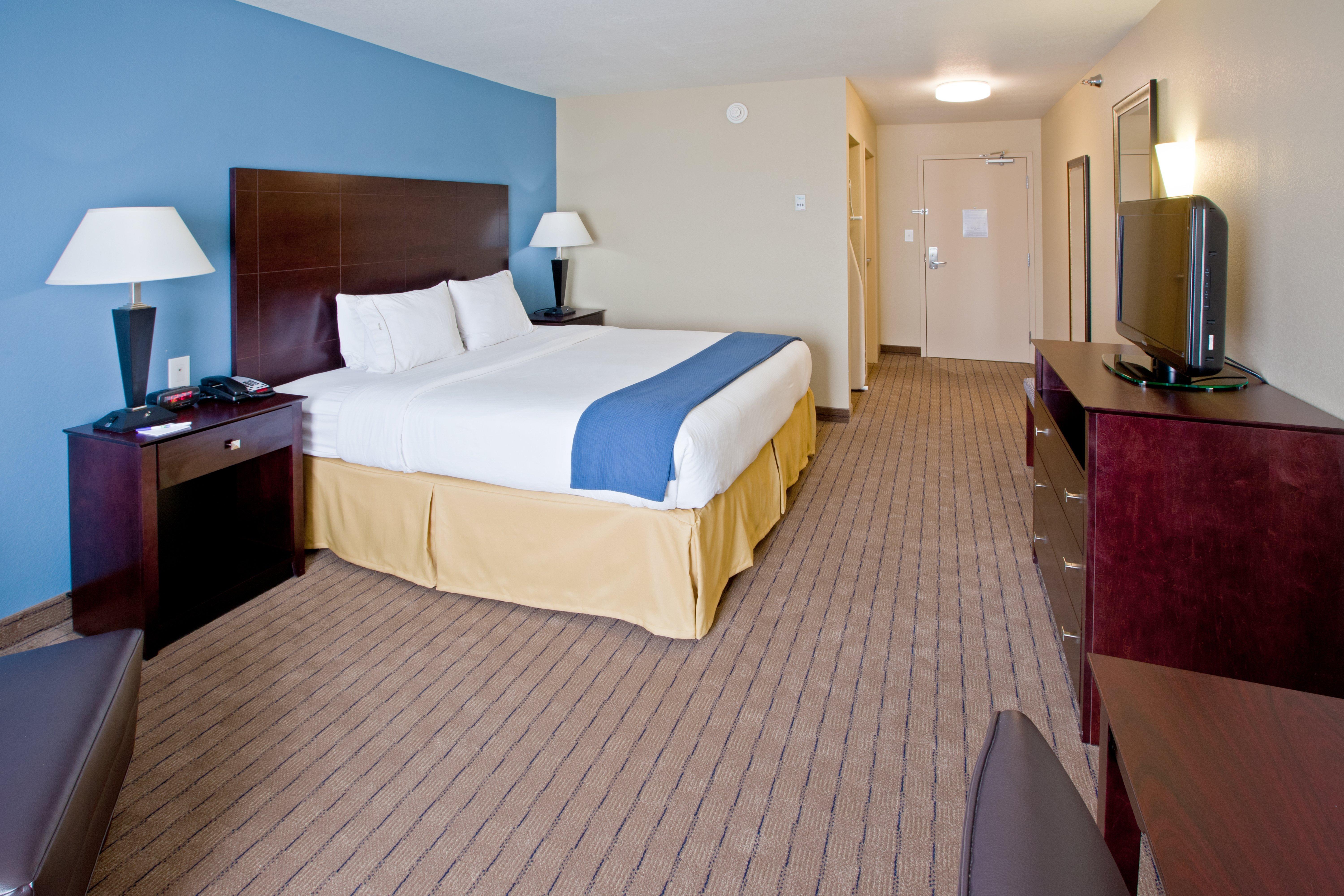 Holiday Inn Express Hotel & Suites Shelbyville By Ihg Esterno foto