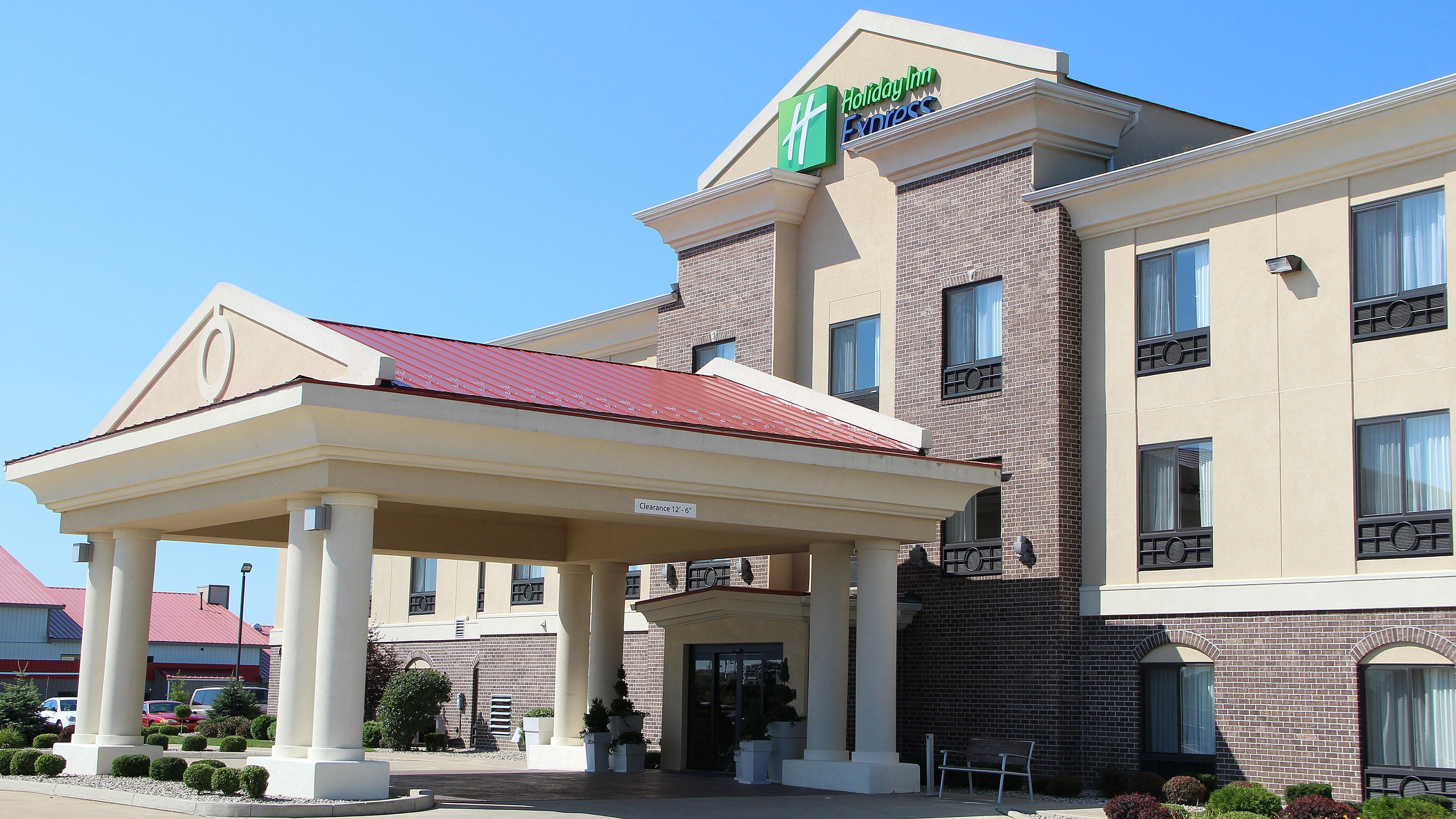 Holiday Inn Express Hotel & Suites Shelbyville By Ihg Esterno foto