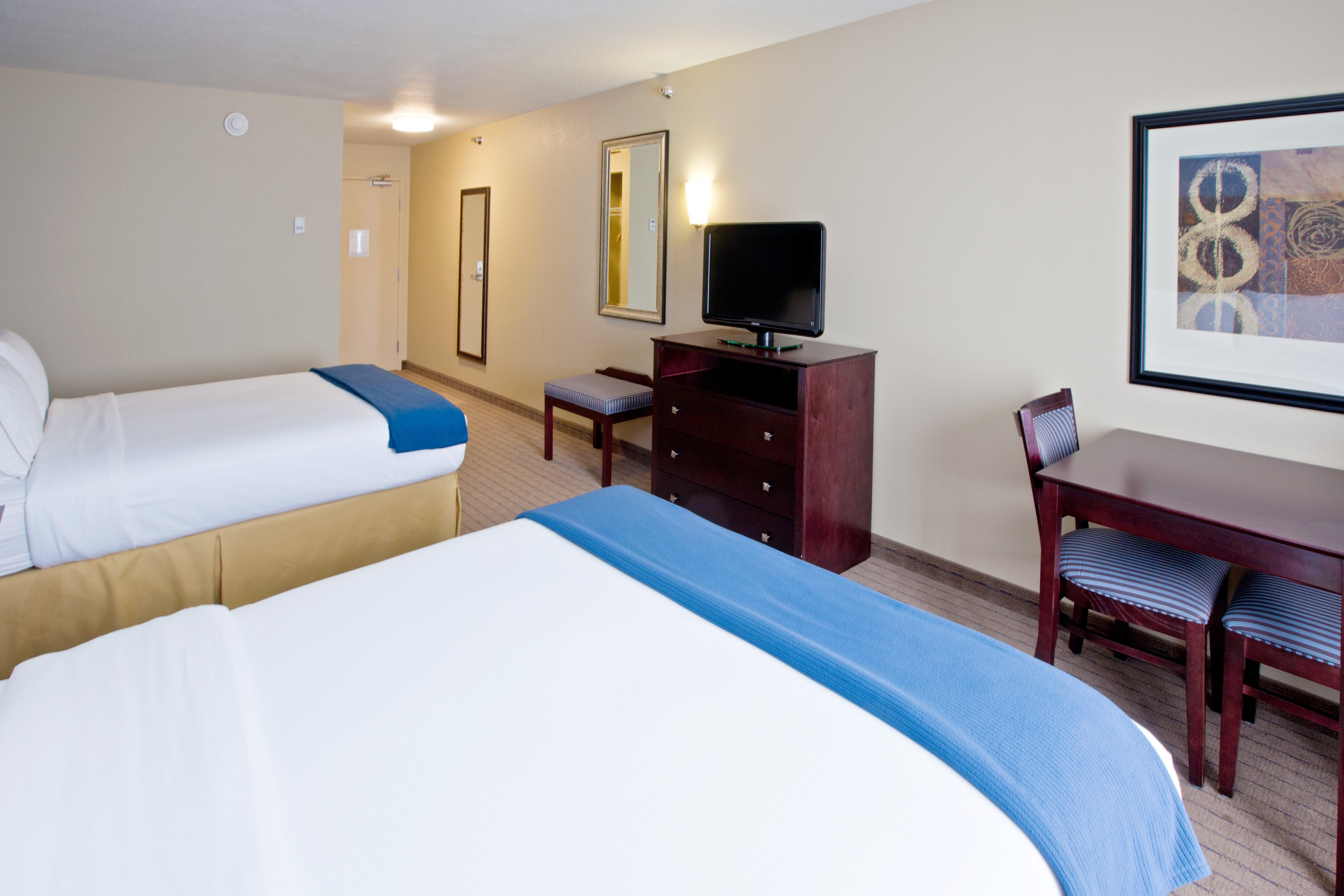 Holiday Inn Express Hotel & Suites Shelbyville By Ihg Esterno foto