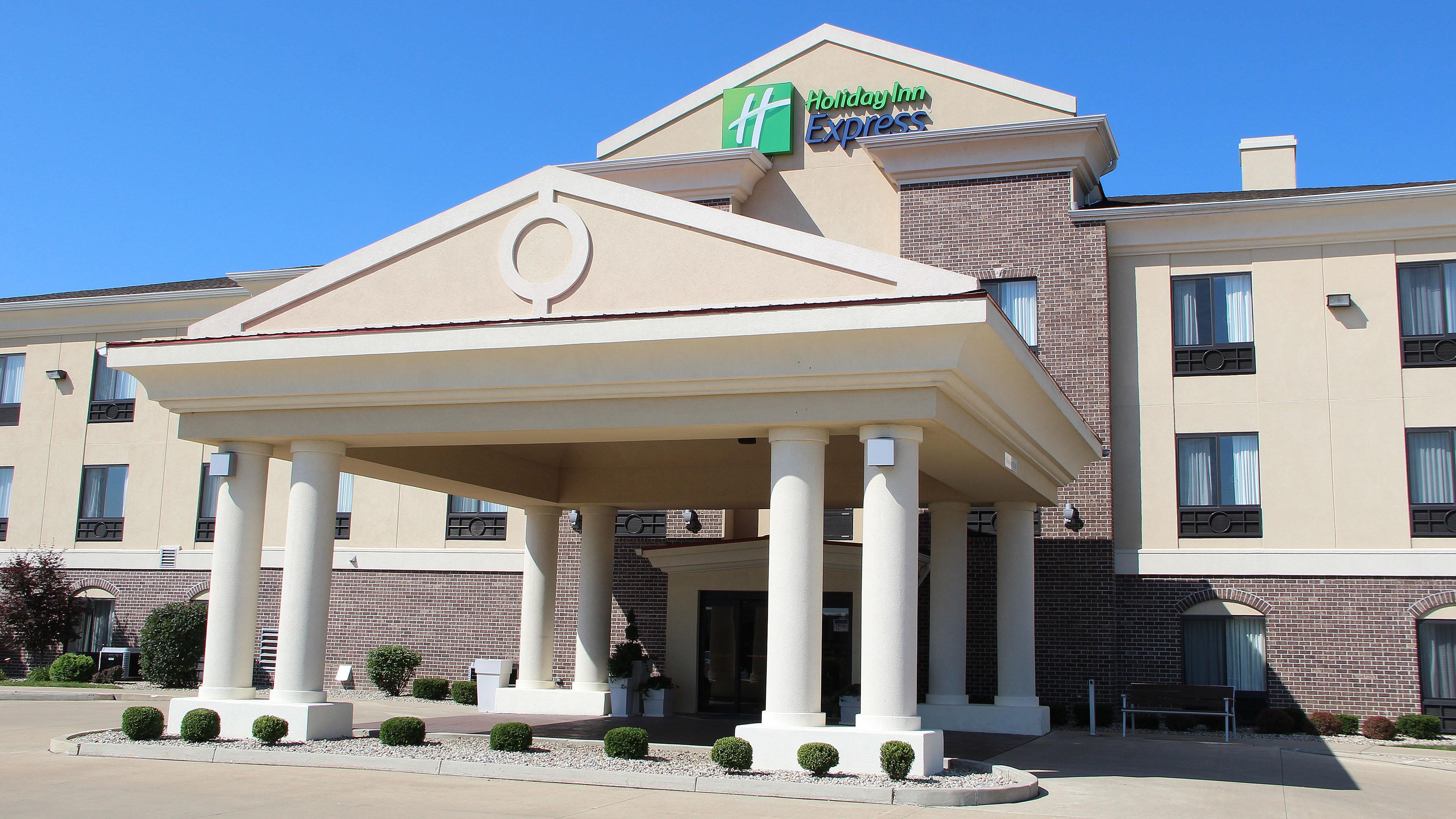 Holiday Inn Express Hotel & Suites Shelbyville By Ihg Esterno foto